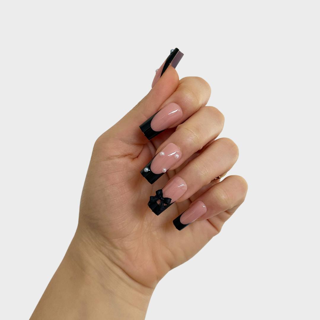 Pillow Talk - Press On Nails
