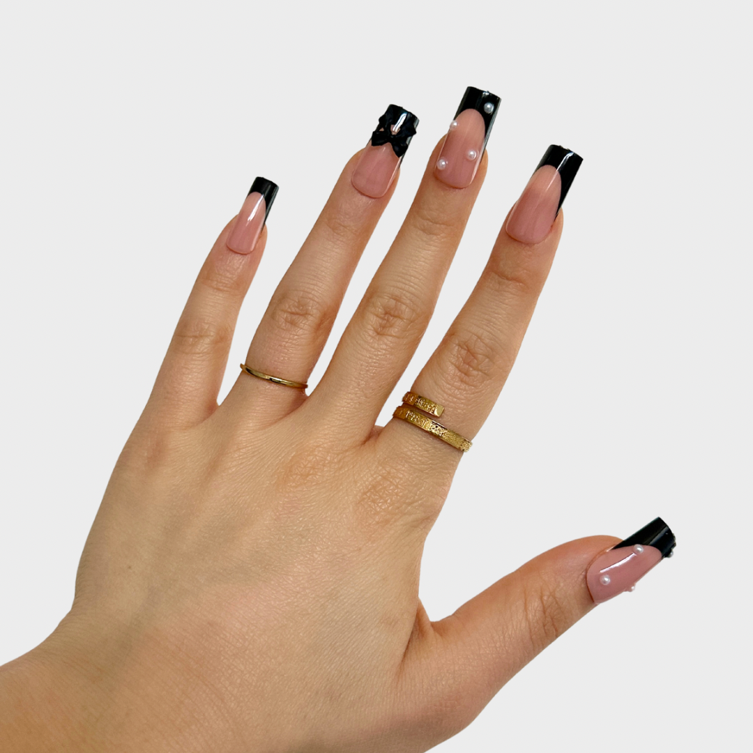 Pillow Talk - Press On Nails