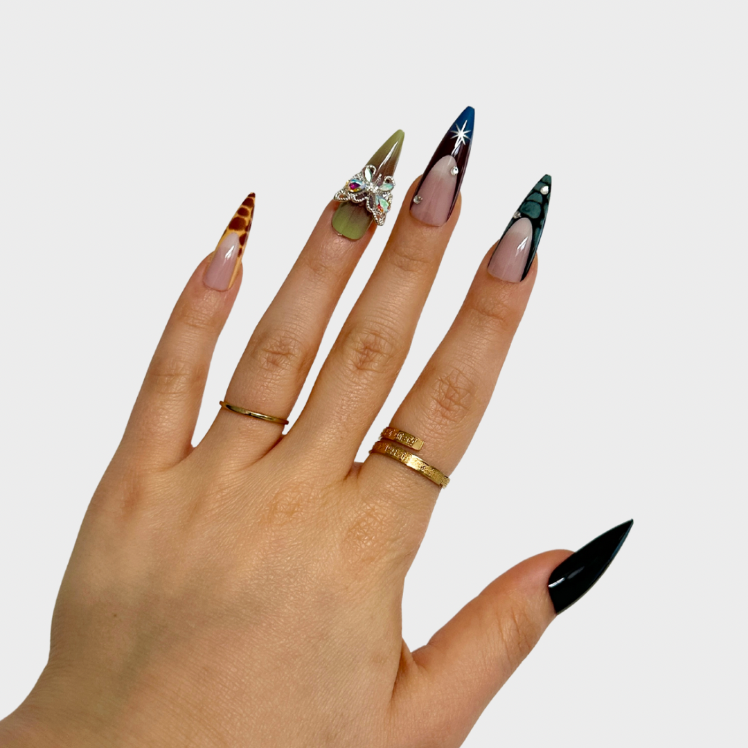 Wish Kiss - Press On Nails