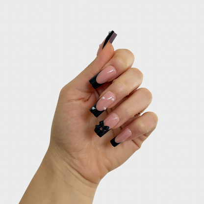 Pillow Talk - Press On Nails